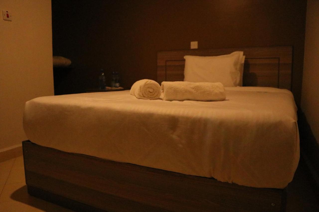Brooks Lodge Nakuru Luaran gambar